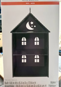 Ashland Gothic/Halloween Doll House