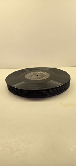Nineteen 78 rpm records 1940s '50s