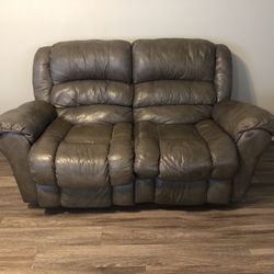 Leather Love Seat / Recliner 