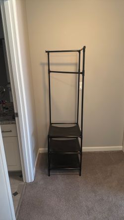 Plastic shelf