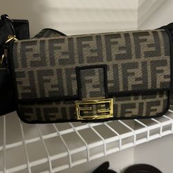 Fendi Baguette