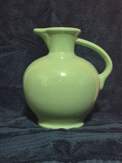 Vintage Fiesta ware pitcher no cracks or grazing