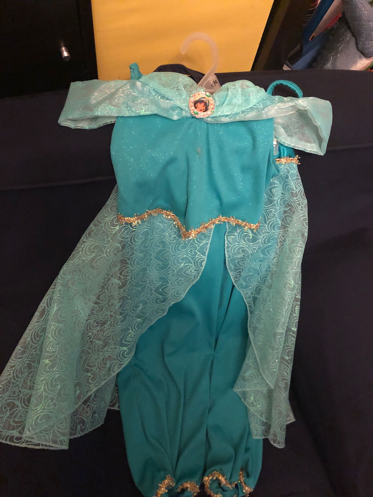 Little girls princess jasmin costume XS size 6