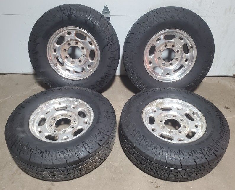 99 00 01 Chevy 02 03 04 Silverado 08 09 10 Sierra 2500 Wheels Tires Rims
