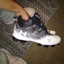Men's Cleats