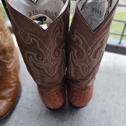 Mens cowboy boots 7.5