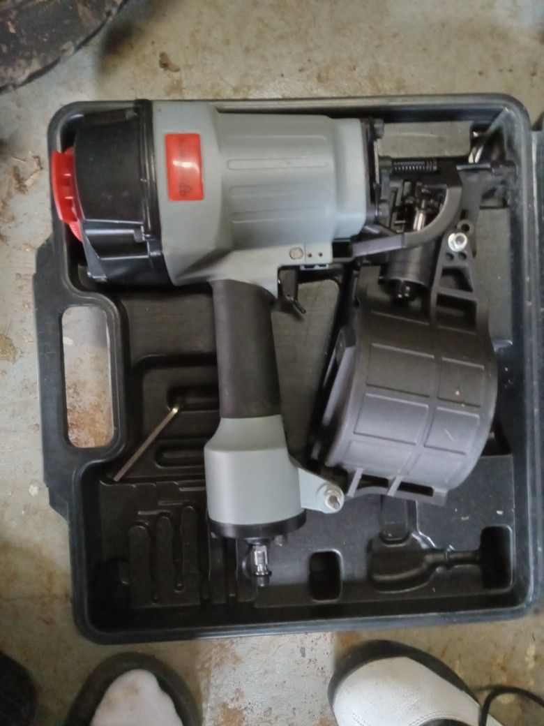 Senco Nail Gun