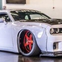 Dodge Challenger 