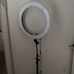 Ring light