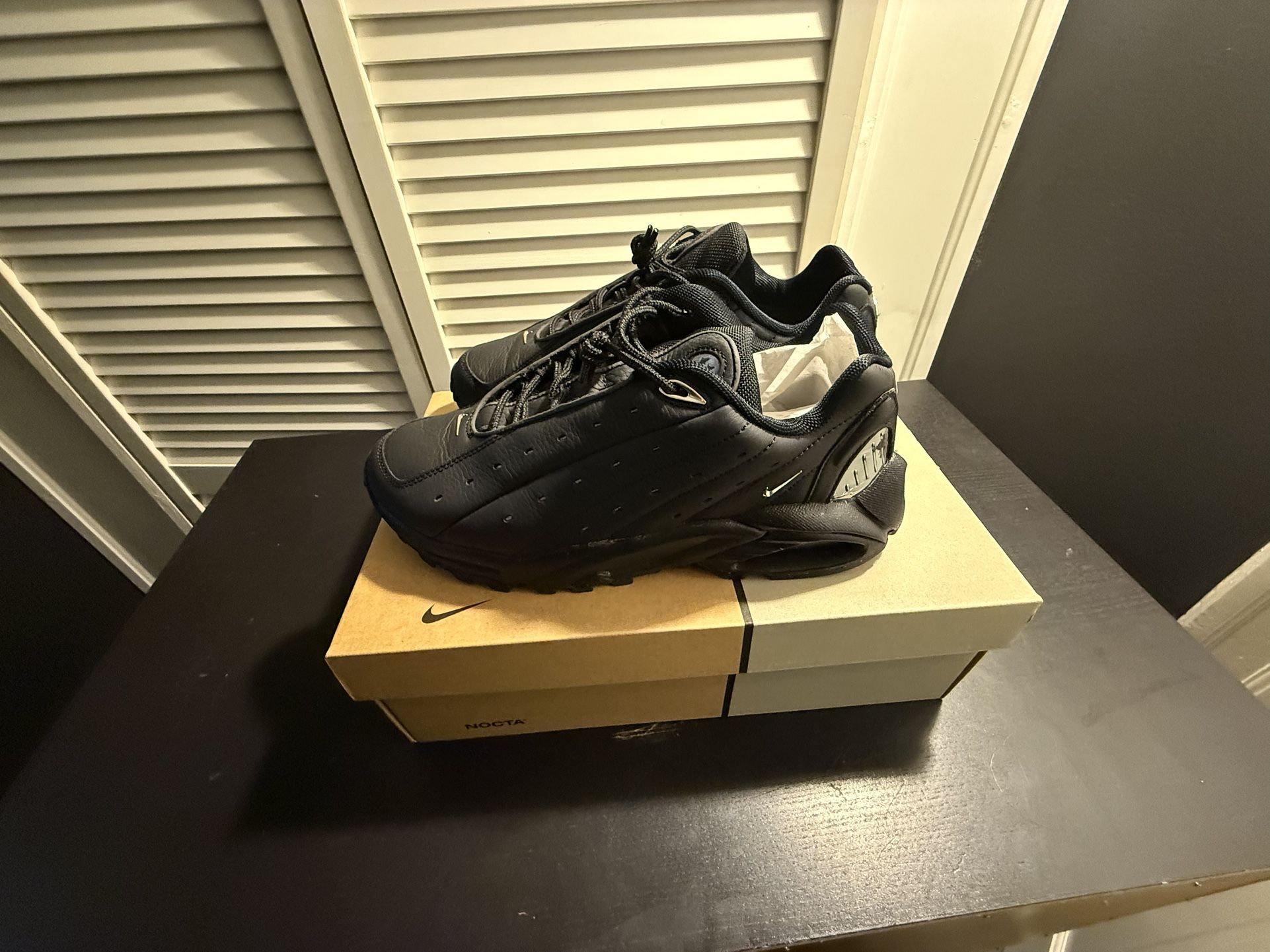 Hot Step Air Terra NOCTA (Drake Collab) – Size 9.5