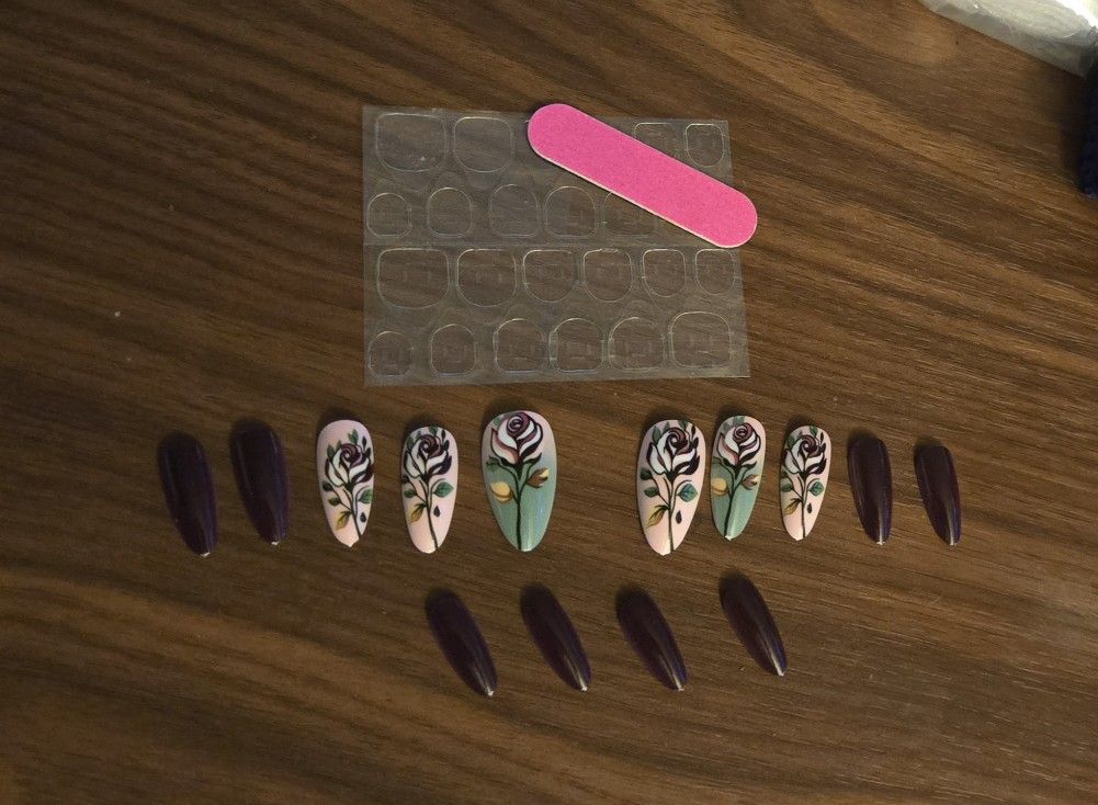 Rose Nails