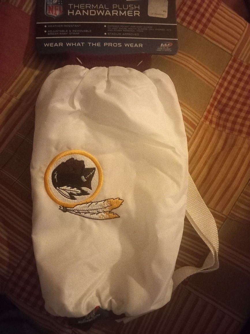 Washington Redskin Handwarmer