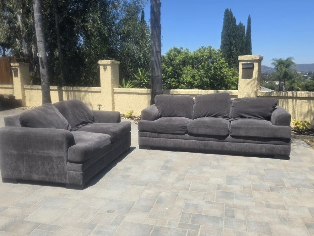 Free Couches
