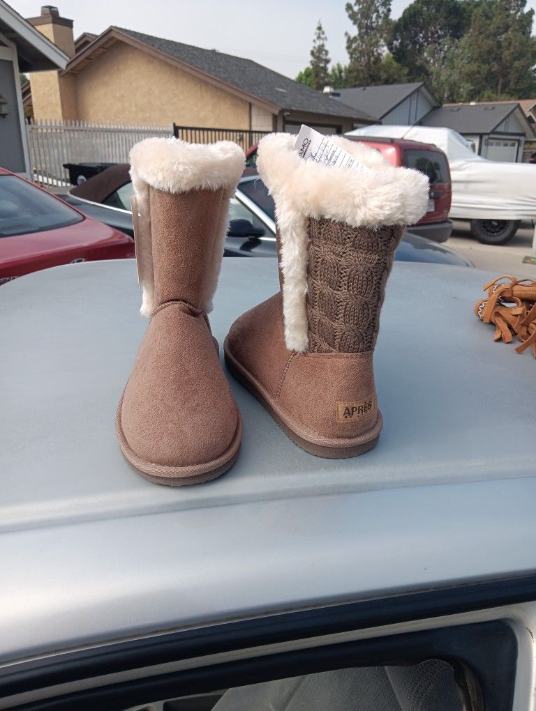 Lamo Or Apress By Lamo Boots Moccassins Moccasins Or Triple Fringe Movcasin Voots