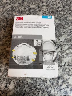 ЗM 8110S N95 Particulate Respirator and Safety Glasses