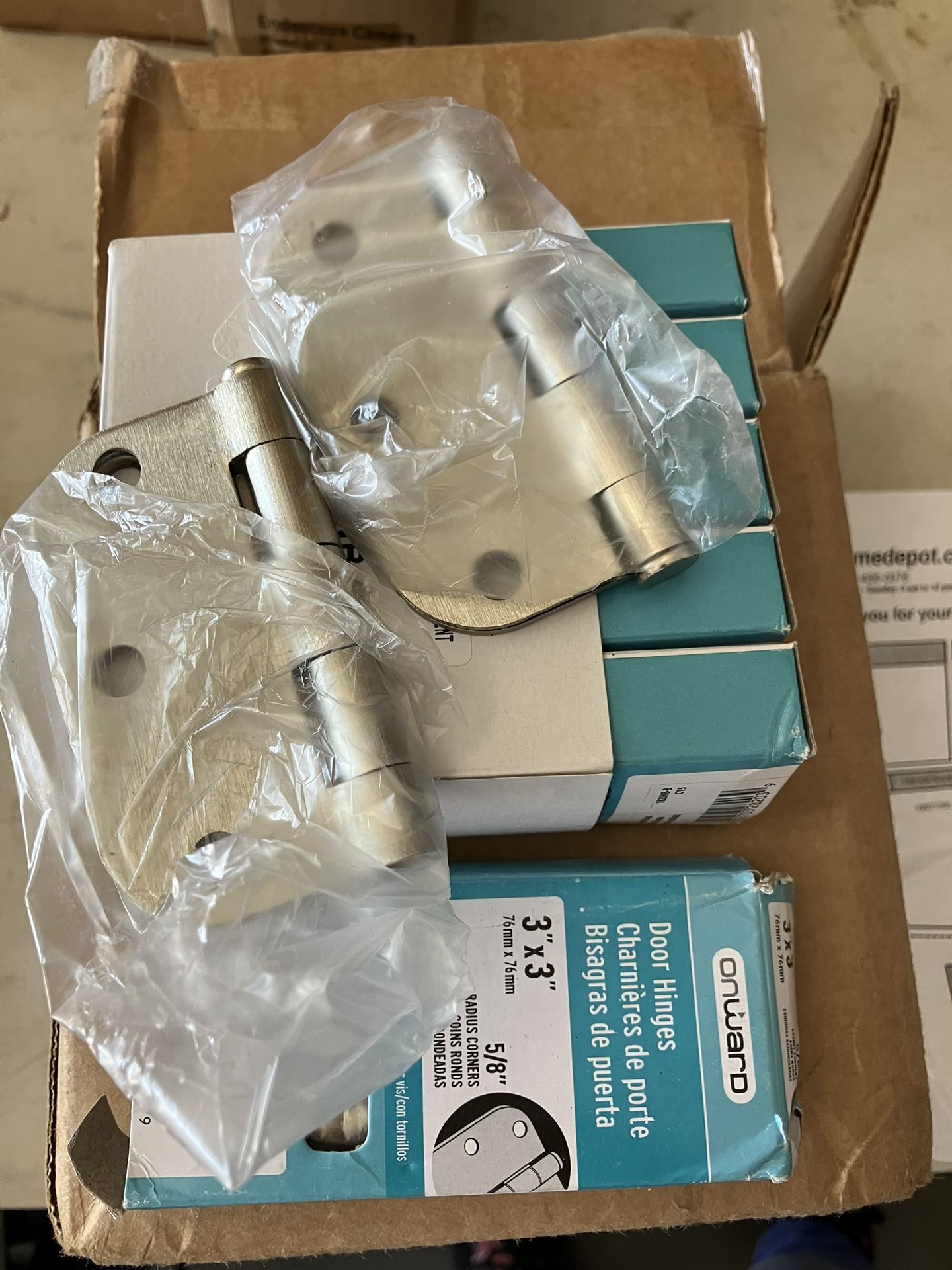 Onward Door Hinge - 12 total -  3x3 - 76mm x 76mm - 5/8” radius corners - model number 182ONBB