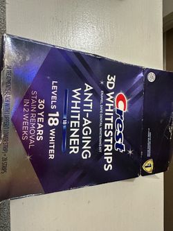 12 ct whitening strips !!