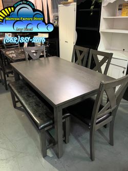 Six seater chair table new dining set Nuevo