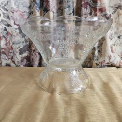 VINTAGE Punch Bowl with Grape design with 12 cups
