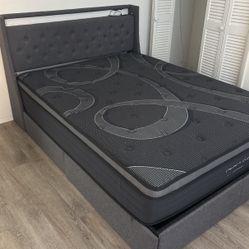 Bed Platform and Queen Mattress 