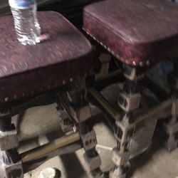 Dos Vancos Rusticos Altos 