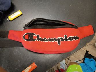Champion fanny pack