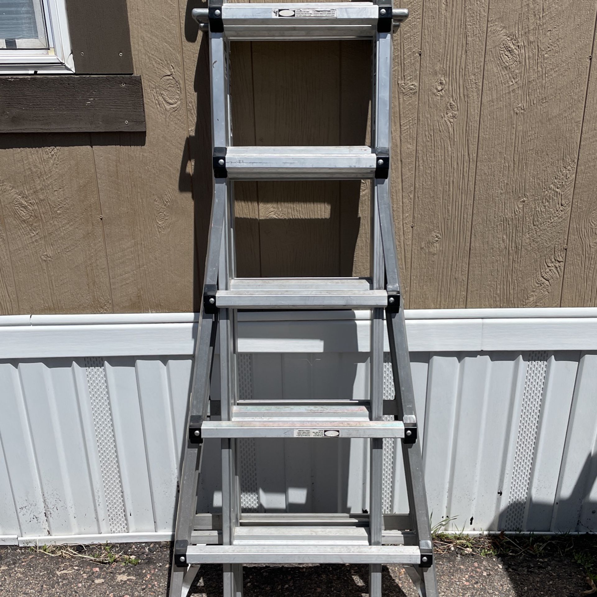 22’ Reach 300lbs Rated 4in1 Aluminum Gorilla Ladder