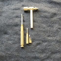 Hammer and screwdriver set