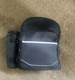 New Picnic backpack -never used