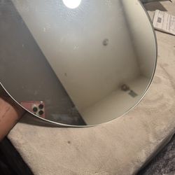 Round Mirror