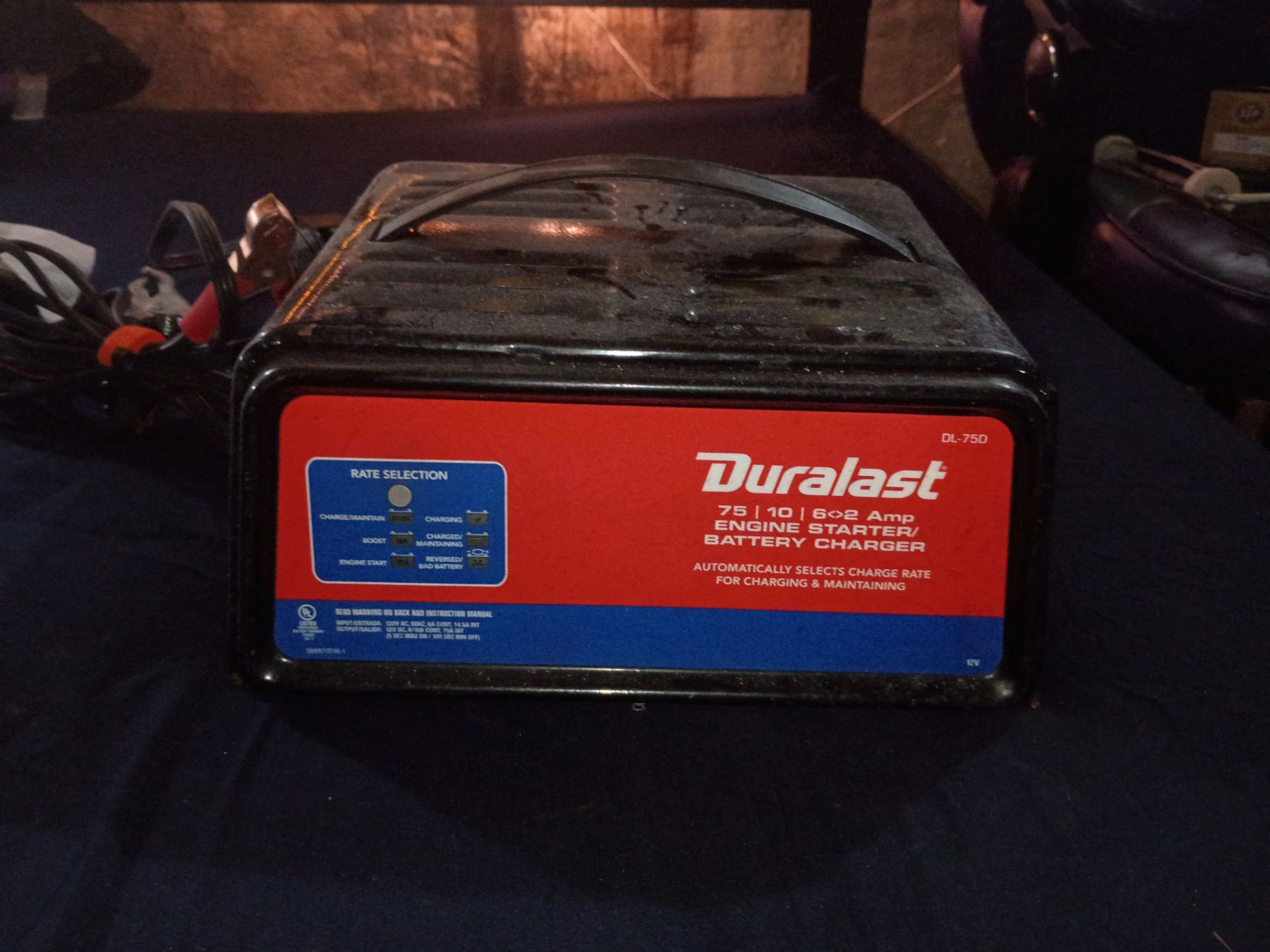 Duralast - DL-75D Engine starter / Battery charger
