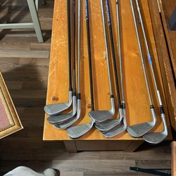 Miscellaneous Golf Clubs/drivers/putters