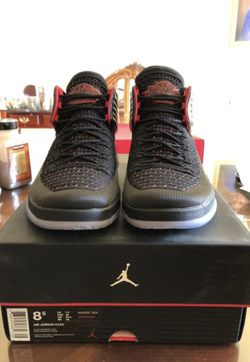 Air Jordan XXXII 8 1/2 (NEW)