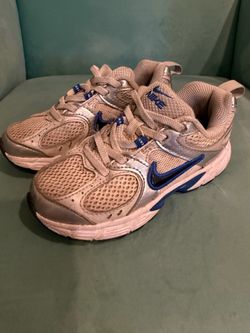 Kids Nike size 11