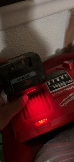 M18 xc6.0 Milwaukee battery il throw #12 step drill bit new