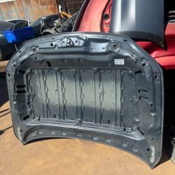 2021 mazda 3 hood ,used 200.00