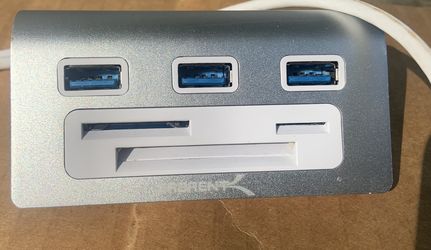 Sabrent 3 Port Aluminum USB 3.0 Hub, Multi-In-1 Card Reader [12 cable] (HB-MACR)