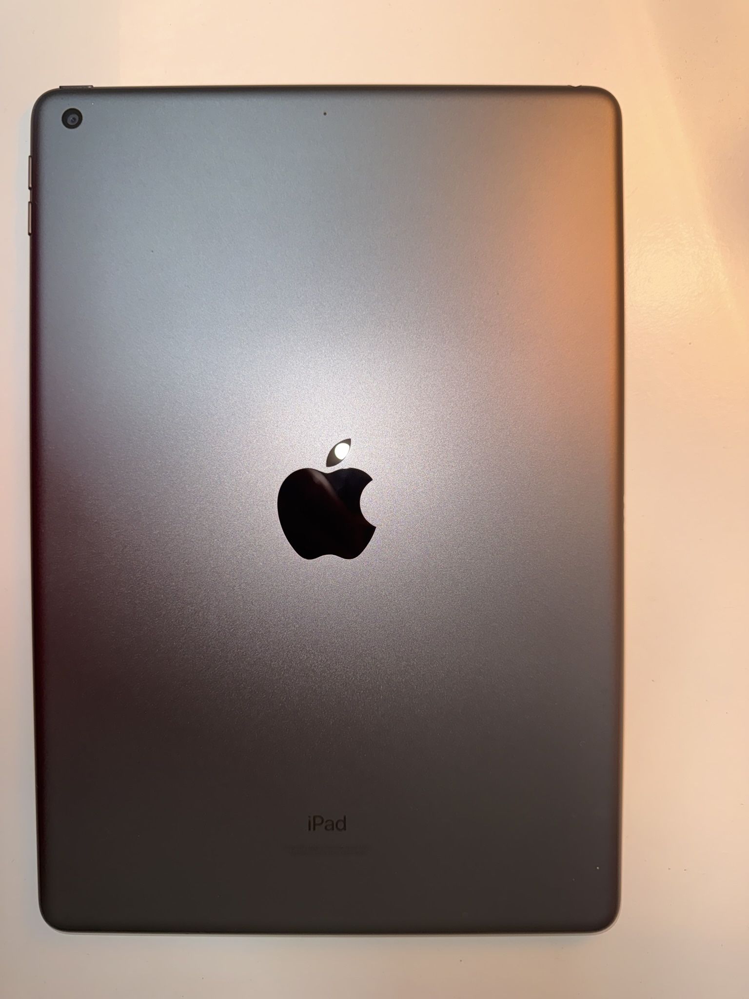 iPad 9th Generation (64 GB) MK2K3LL/A