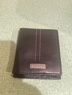 Black Columbia mens wallet