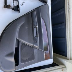 Lincoln MKX 2011 Interior Door Panels 