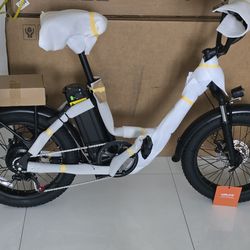 Brand New Electric Bike 28MPH