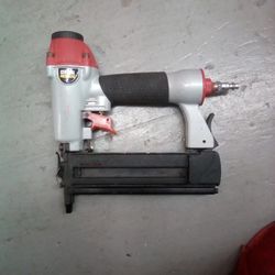 Central Pneumatic Air Nailer