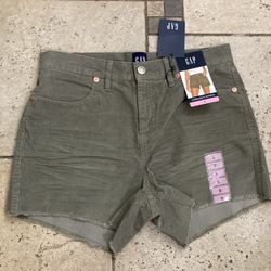 NWT GAP Women Shorts Size 6