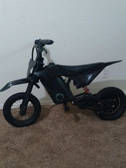 Eletric bike mint condition missing charger