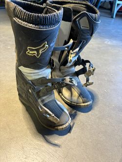 fox woman riding boots