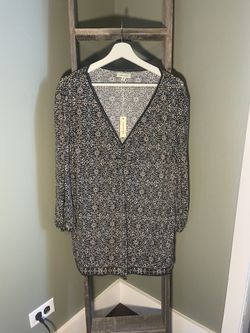 New Max Studio 1X Blouse