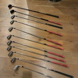 Golf Iron Set With Callaway Bag