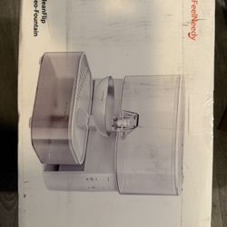 Wireless water fountain for cats