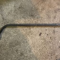 Crowbar with Socket