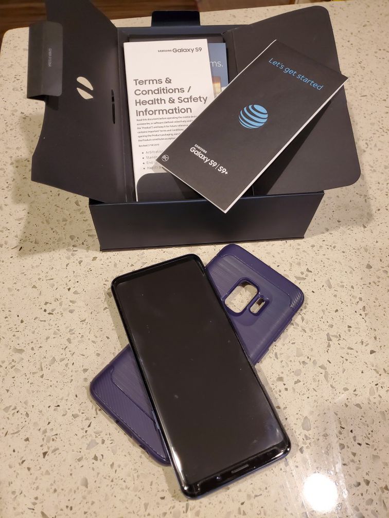 Samsung Galaxy S9 with screen protector and case.